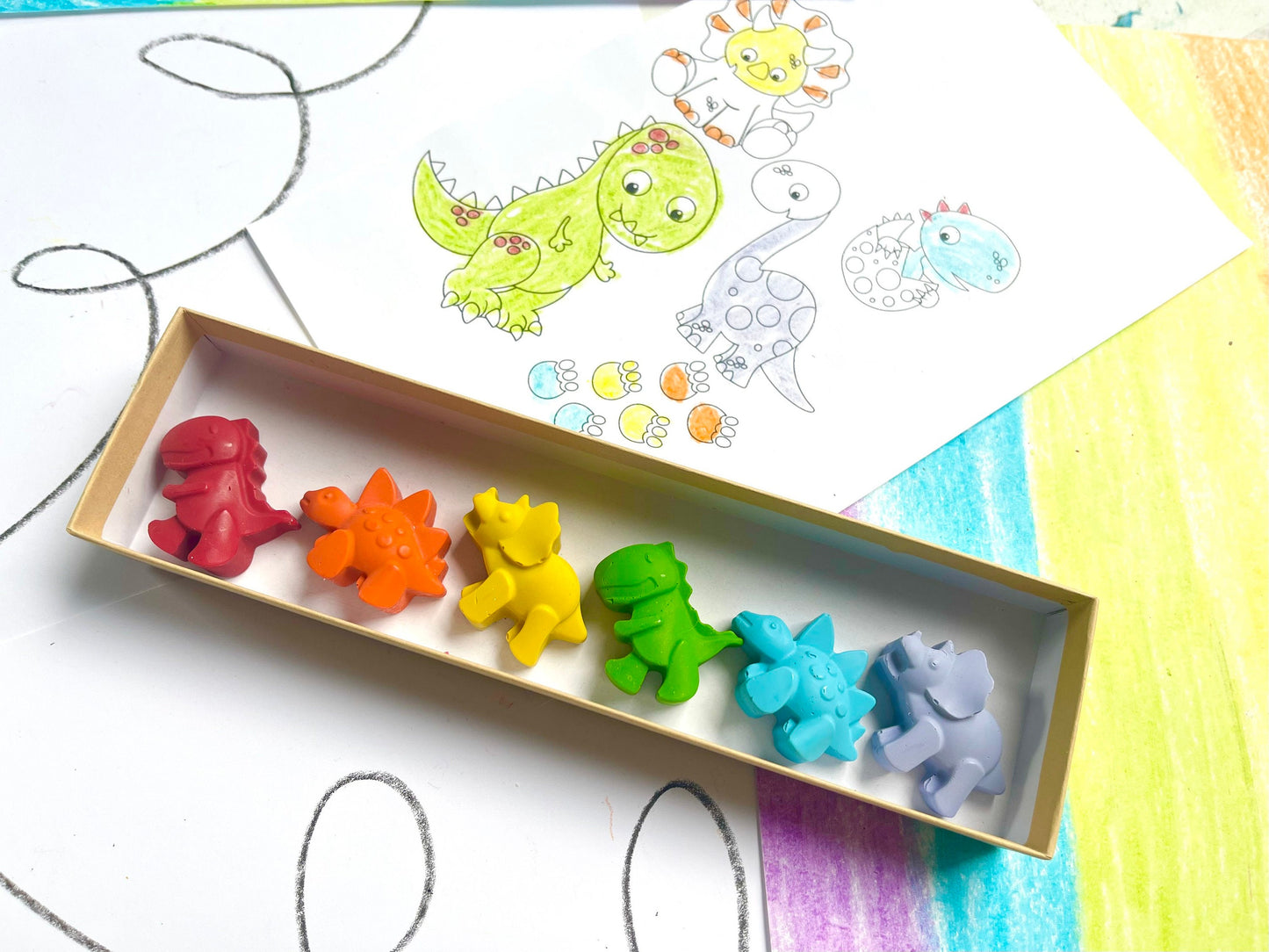 Dinosaur Crayons - Dinosaur Party Favors - Kids Gifts - Stocking Stuffers - Kids Birthday Gifts - Easter Basket Stuffers - Kids Party Favors