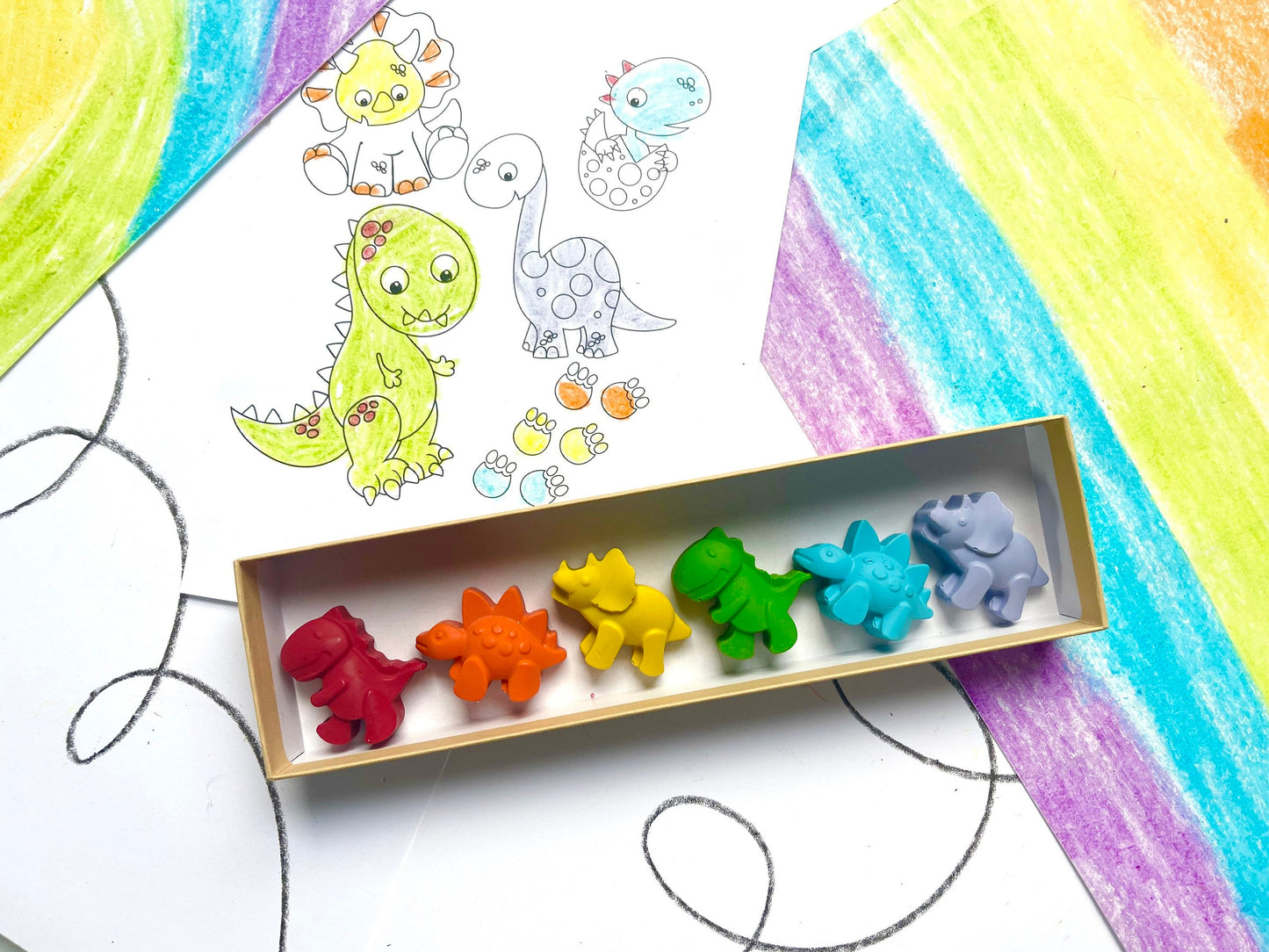 Dinosaur Crayons - Dinosaur Party Favors - Kids Gifts - Stocking Stuffers - Kids Birthday Gifts - Easter Basket Stuffers - Kids Party Favors