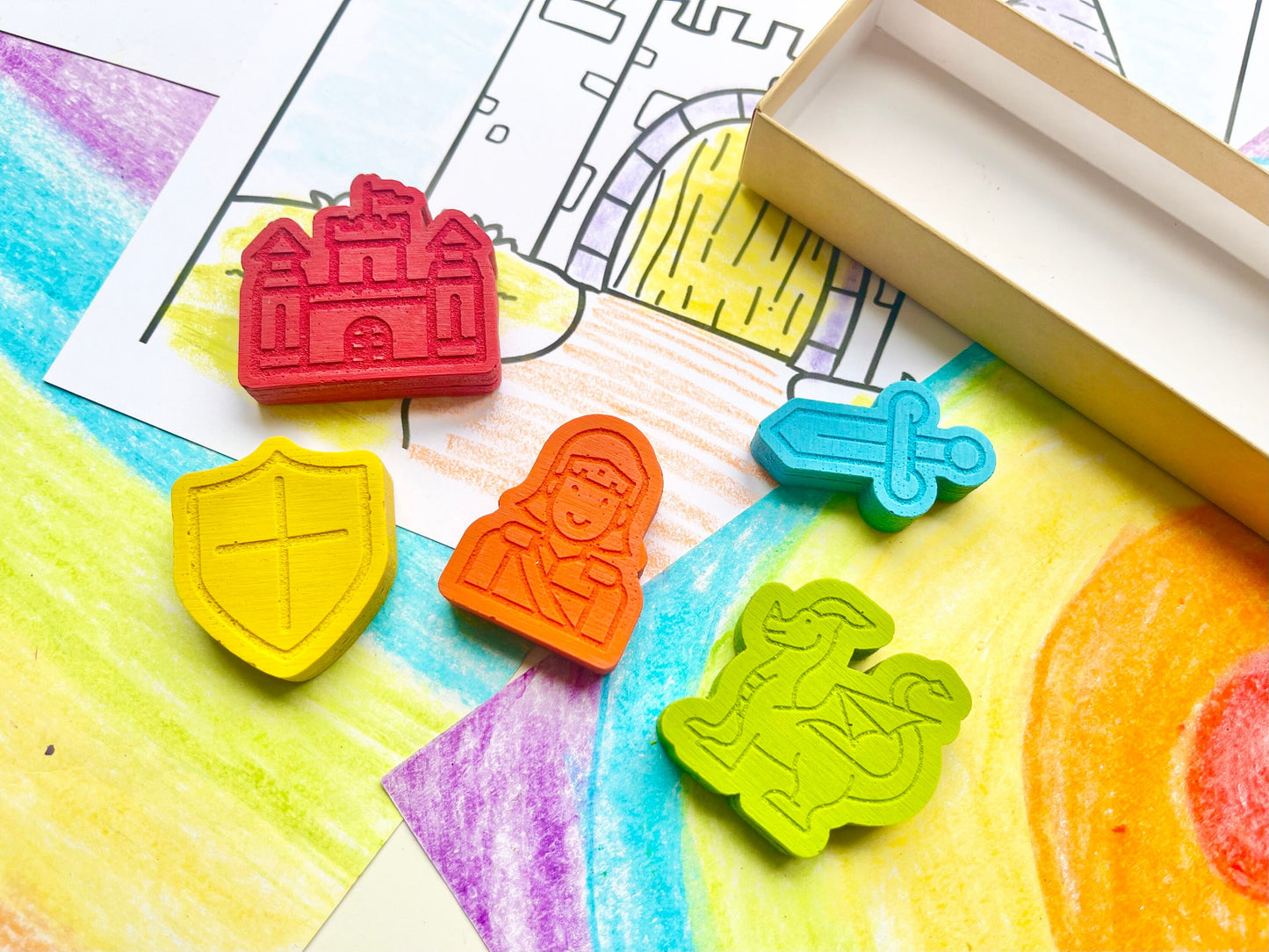 Knight & Dragon Crayons - Medieval Knight Birthday Party Favors - Kids Gifts - Gifts For Kids - Stocking Stuffers - Easter Basket Stuffers