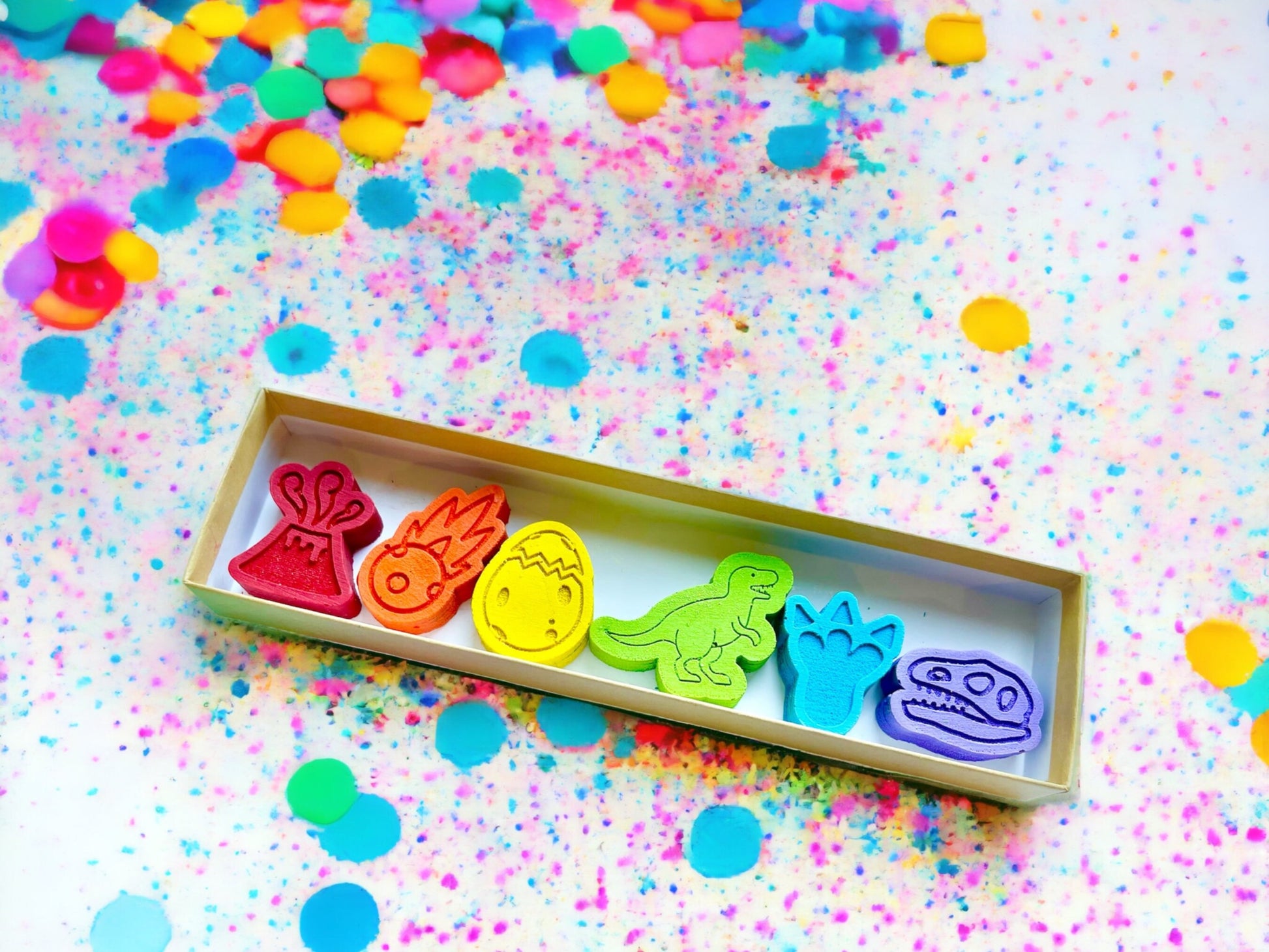 Jurassic Dinosaur Crayons - Dinosaur Party Favors - Kids Party Favors - Dinosaur Birthday - Kids Gifts - Gifts For Kids - Stocking Stuffers